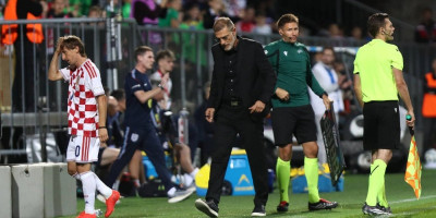Šmrc, šmrc! Bilić se oglasio nakon epskog neuspeha Hrvata: "Žao mi navijača i dece, ali nama je najteže..."