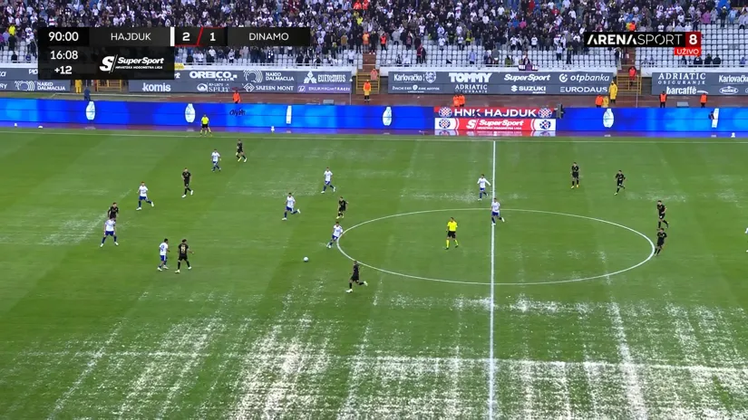 Dinamu ništa ne pomaže: Džaba kijamet na Poljudu i nadoknada od 16 minuta, Hajduk je ponovo na vrhu (FOTO)