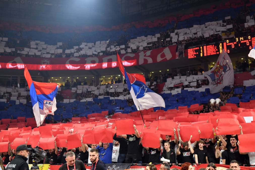 Crvena zvezda objavila detalje o prodaji sezonskih karata: Navijači ovako mogu do ulaznica
