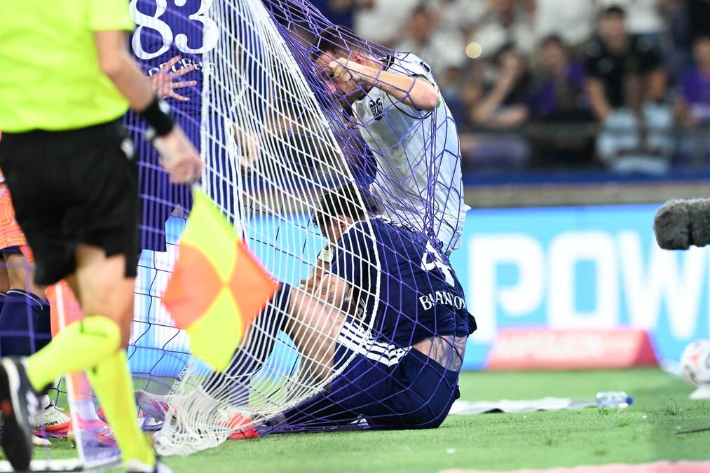 Andrija Živković izgubio živce u Briselu: Dao gol Anderlehtu, pa doživeo pomračenje
