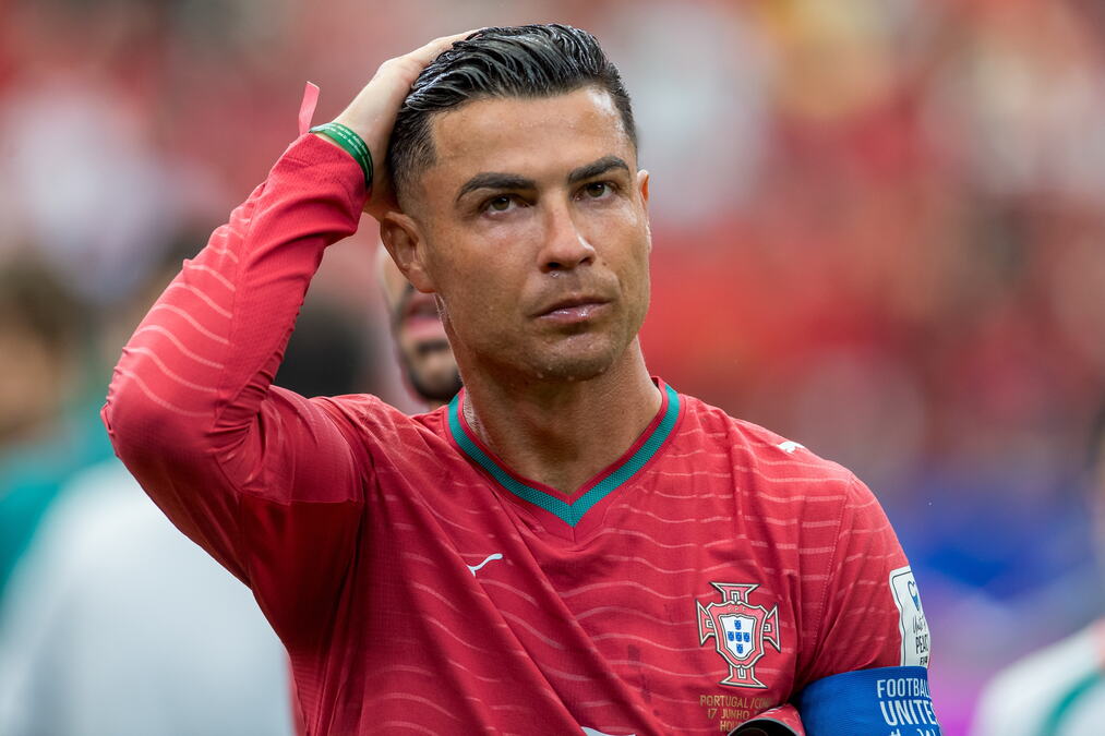 "TATA, ON JE BOLJI OD TEBE!" Ronaldo dobio "udarac" od rođenog sina, njegova reakcija postala je hit na mrežama!