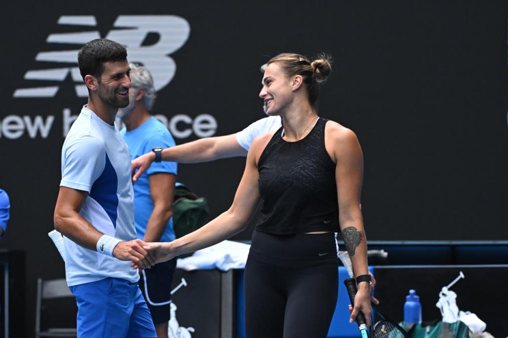 GOREĆE NJUJORK - NOVAK UDRUŽIO SNAGE SA PRVOM TENISERKOM SVETA! Đoković i Sabalenka kreću u LOV NA MILION DOLARA!