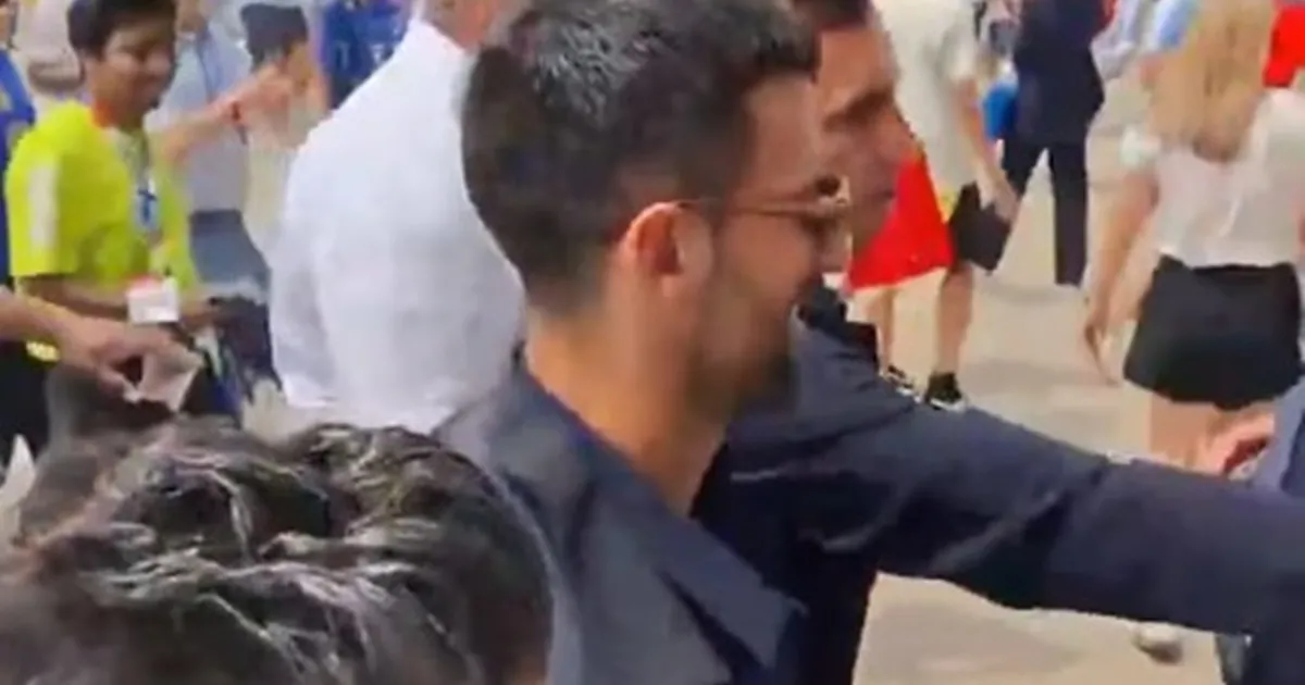 Novak Đoković stigao na veliko finale Mundijala, navijači ga "opsedali" ispred stadiona u Njujorku!