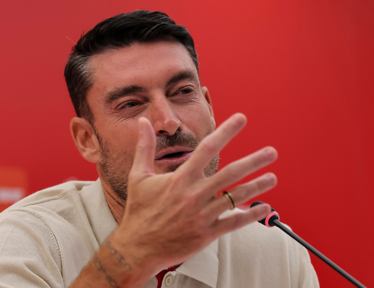 Zvezdin trener nije diktator: "Od danas se radi drugačije, nisam ovde zato što sam lep ili imam veliki nos"