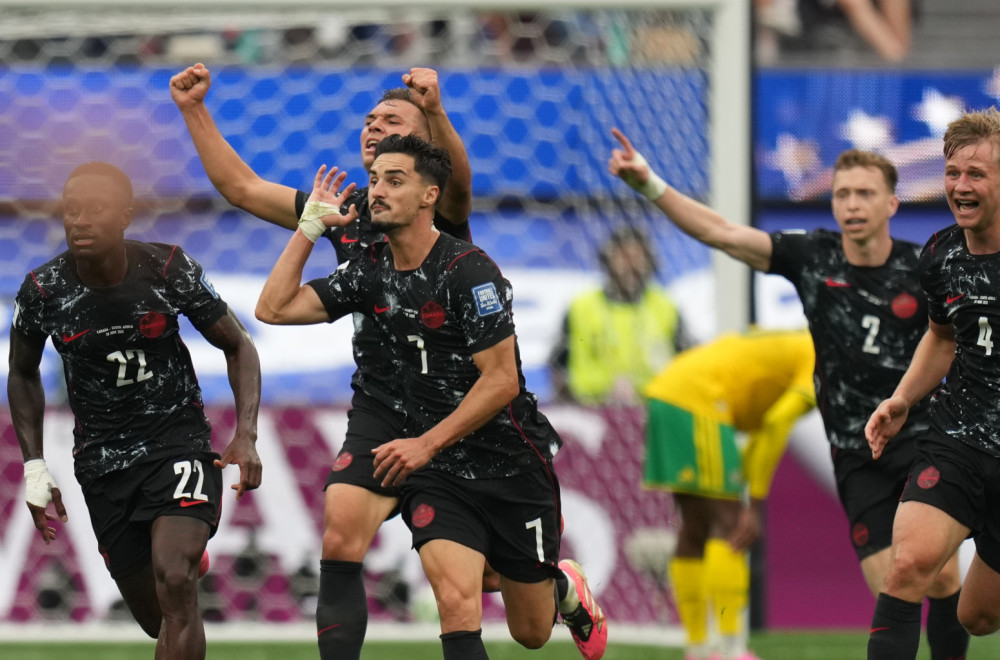 Promašaji, pa istorijski gol u nadoknadi Kanada u osmini finala!