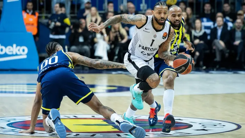 UŽIVO: Fenerbahče - Partizan Mozzart Bet, Stivens raspoložen