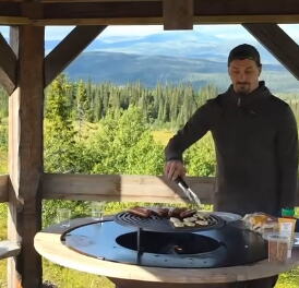 ZLATAN NEĆE NA MORE: Umesto plaže, izabrao planinu i raspalio roštilj
