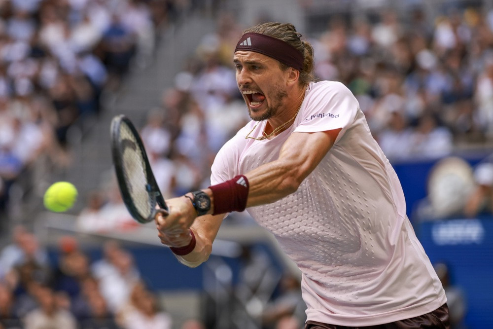 Zverev igra sezonu života - Nemac osvojio US open, Šeltonu samo set