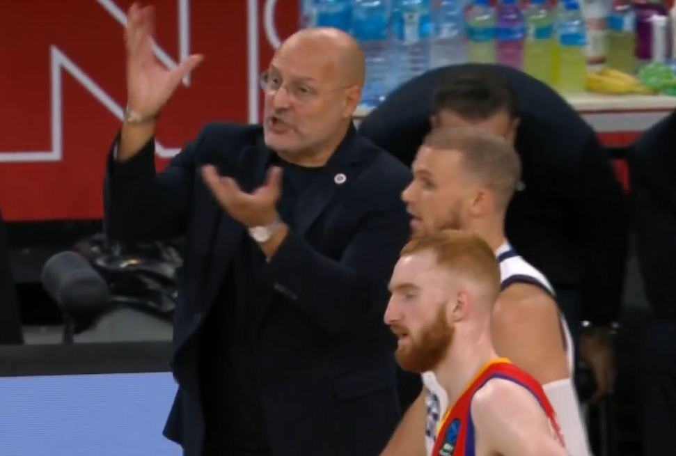 DONČIĆ GLEDA I NE VERUJE: Saša Đorđević deklasirao Lukin klub