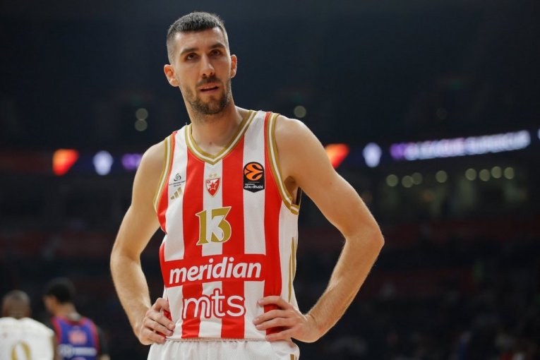Zvezda šokirala delije: Meč sa Parizom se ne igra u Pioniru, evo gde će crveno-beli dočekati Francuze!