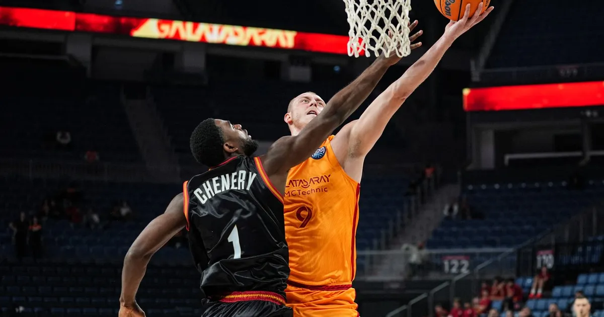 Alen Smailagić dominirao: Bivši košarkaš Partizana "zaplesao" u velikoj pobedi Galatasaraja