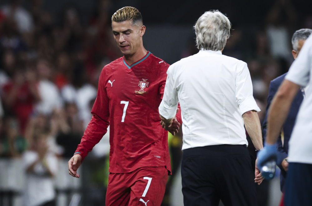 Bilbord akcija u Lisabonu "Ronaldo, uvek ćeš biti naš kapiten"