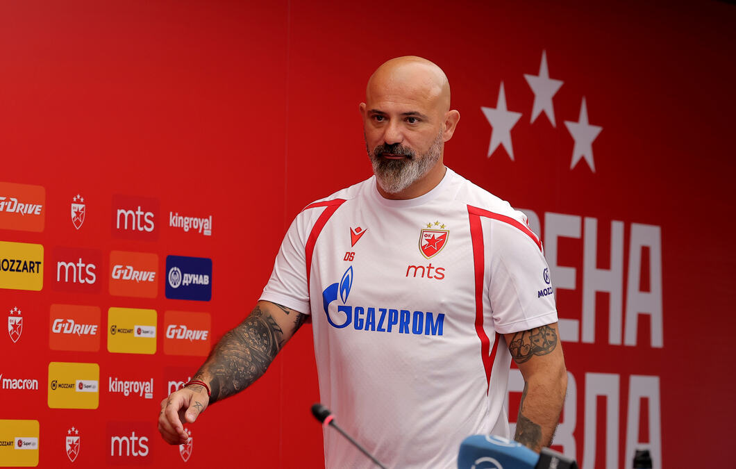 DEJAN STANKOVIĆ OTVORIO DUŠU PRED SUTRAŠNJU UTAKMICU! Pogledajte foto galeriju sa konferencije za medije!
