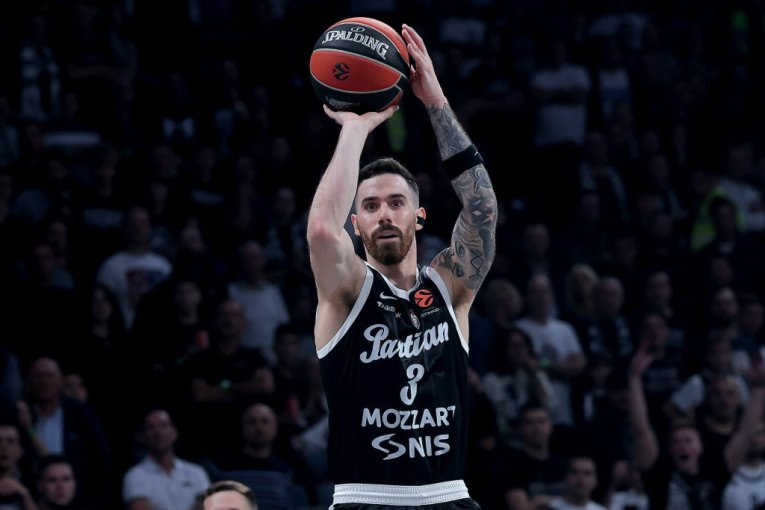 Partizan - Mega: Neverovatno šta se dešava crno-belima na otvaranju AdmiralBet ABA lige!