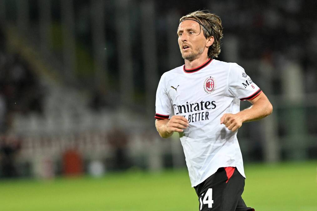 Luka Modrić zaludeo Italijane: "Stao je uz aut-liniju i sve promenio"