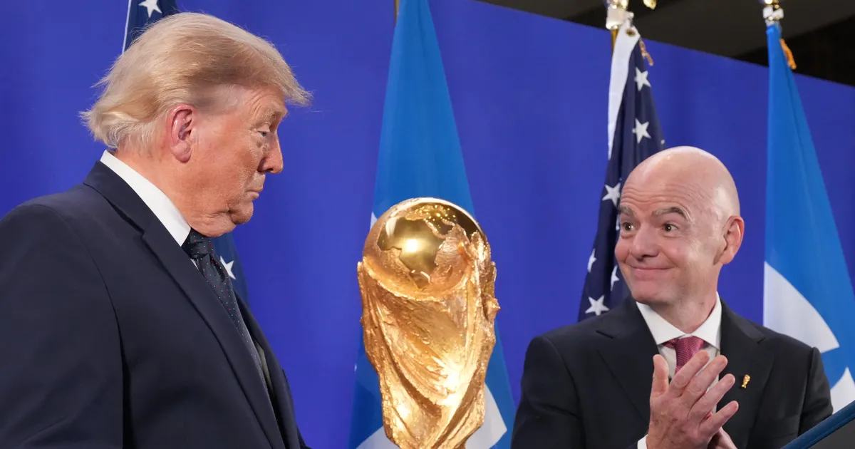 FIFA počinje da se raspada? Infantinov saradnik podneo ostavku, protiv prodaje Svetskog prvenstva