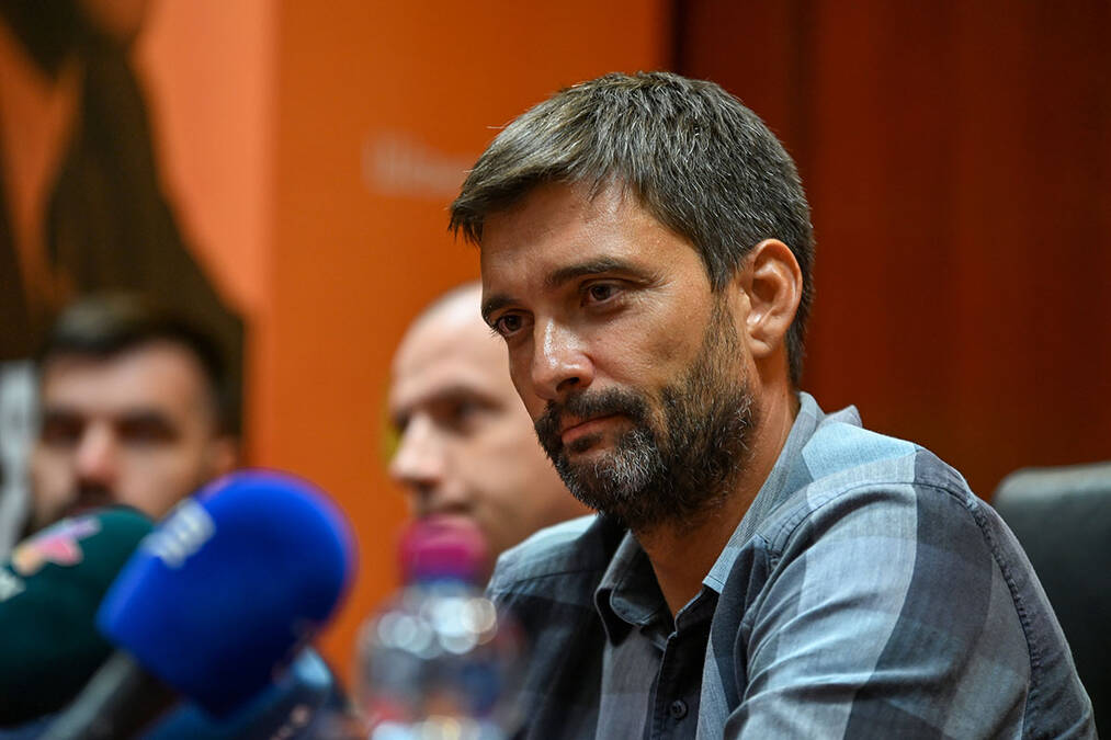 "Stvari sa kojima se suočavamo nikoga ne zanimaju": Savić otkrio cilj Vojvodine u Superligi