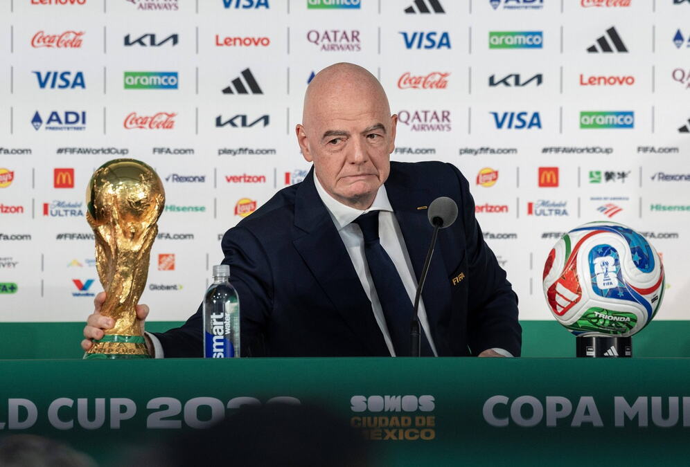 BRITANSKI PREMIJER UDARIO NA INFANTINA: On nije pravi čovek da vodi Fifa