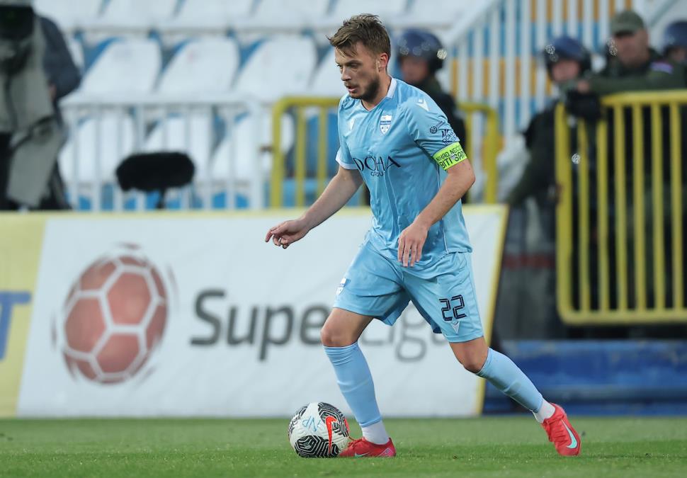 ADEM LJAJIĆ SE VRAĆA KUĆI: Bivši reprezentativac ponovo u Superligi Srbije