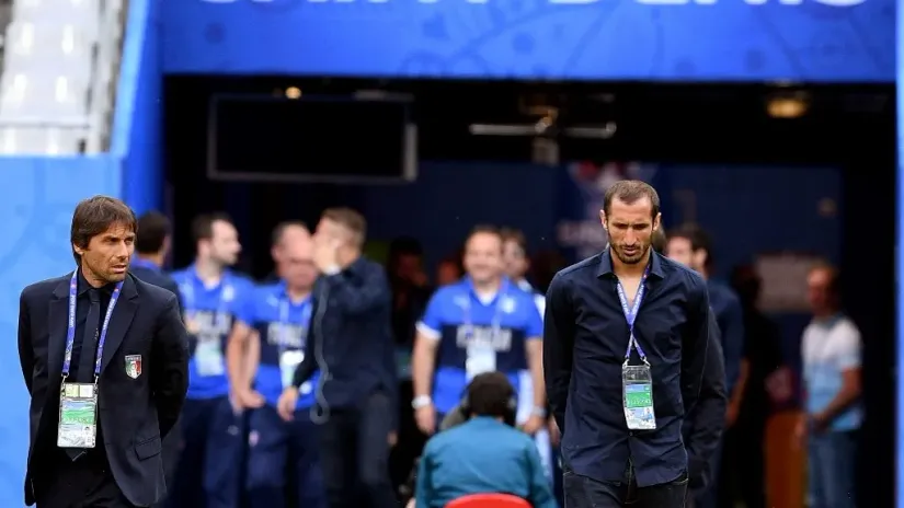 Pirlo i Maldini dole, Kjelini i Konte gore