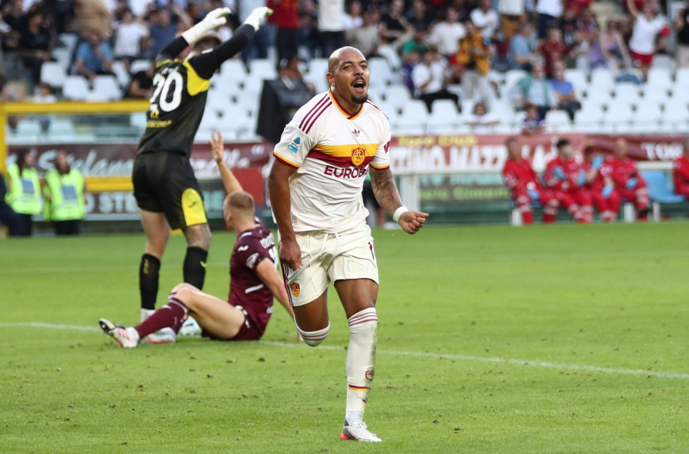 Roma perfektna 4/4 Komo savladao Parmu