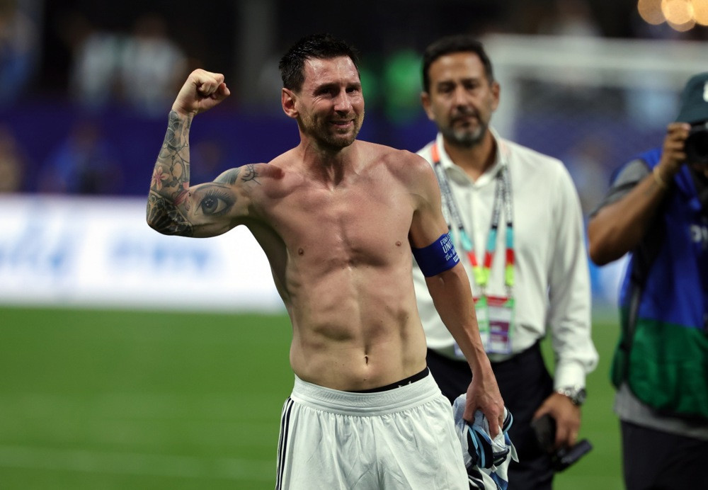 Noćas je za Mesija počela nova sezona, Suarez dao gol sa 40 metara, Kazemiro se obrukao!