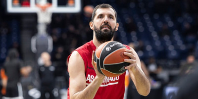 Veliki problem za Valensiju! Mirotić se povredio, propušta važan meč