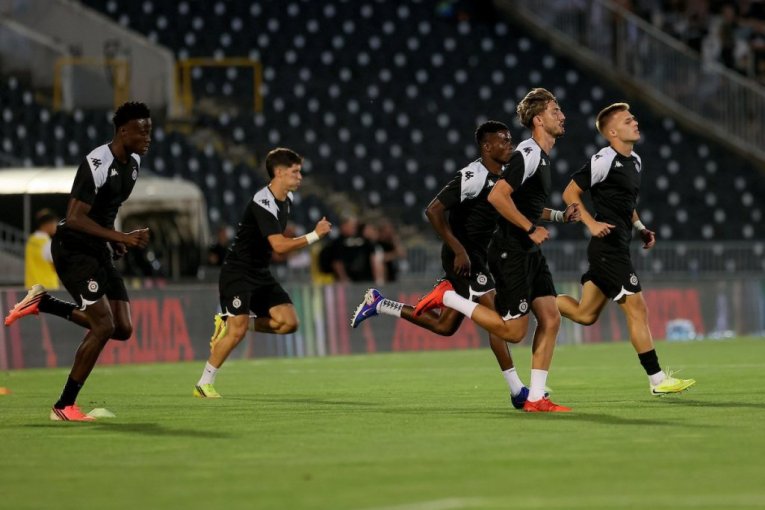 PARTIZAN SE HITNO OGLASIO! Crno-beli trljaju ruke, lepe vesti stižu iz Humske - KONAČNO!