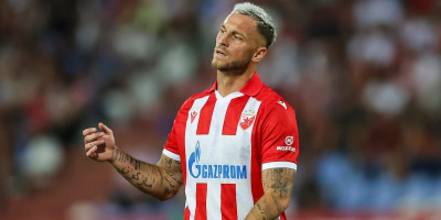 Kakav blam Zvezdinog napadača: Arnautović podigao pritisak navijačima (VIDEO)