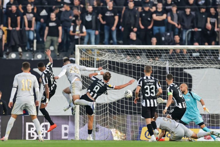 Radnički - Partizan: Novi debi Aleksandra Stanojevića u crno-belom