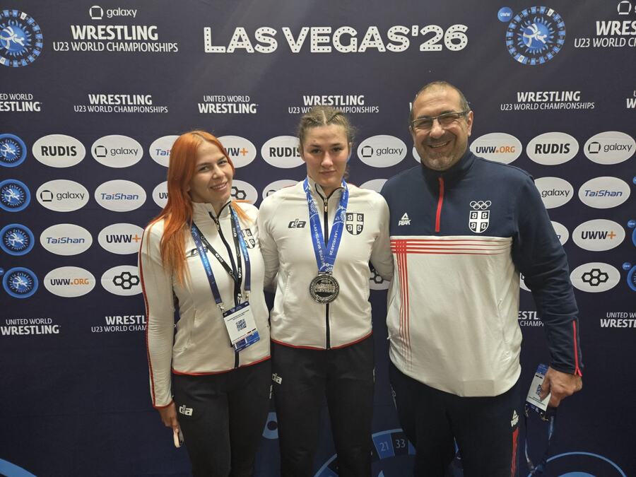 SRPSKA RVAČICA ZASIJALA U LAS VEGASU: Evelin Ujhelji osvojila srebrnu medalju na Svetskom prvenstvu