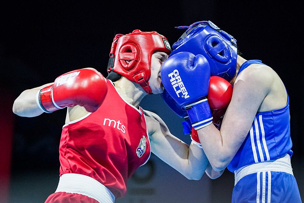 DVE MEDALJE SU VEĆ SIGURNE, SADA SE ČEKA ZLATO: Srpski bokseri briljirali u Tarantu