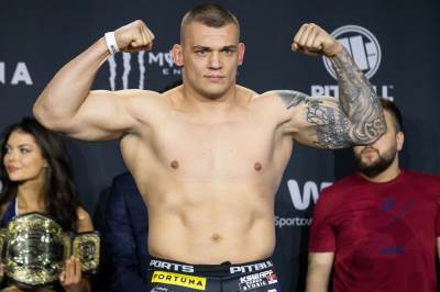 Darko Stošić novi šampion u teškoj kategoriji: Spektakularna pobeda Srbina usred Zagreba
