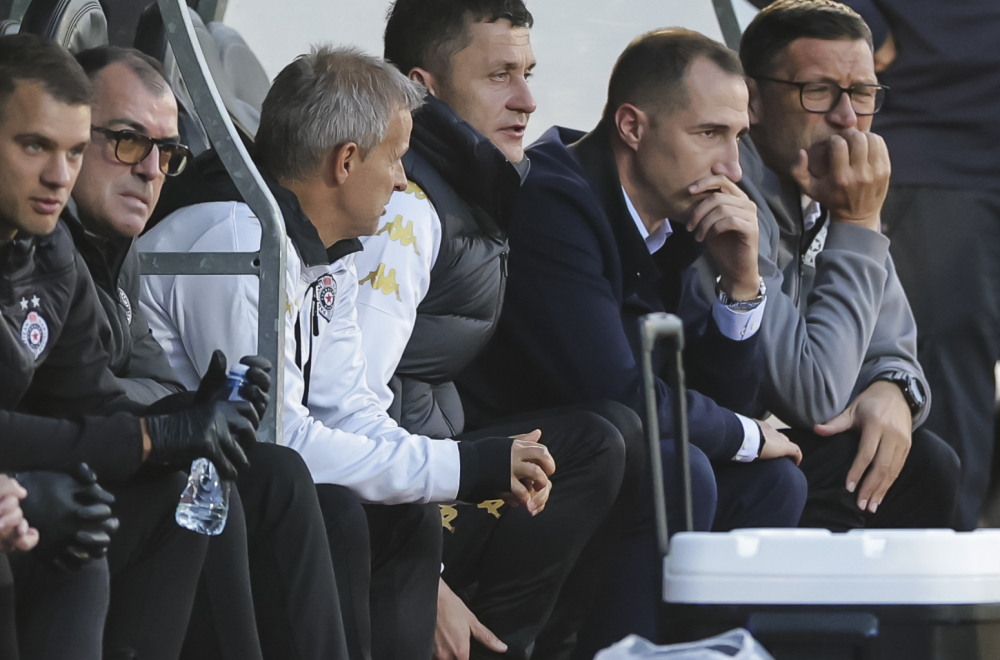 Saša Ilić nestao posle novog debakla Partizana!