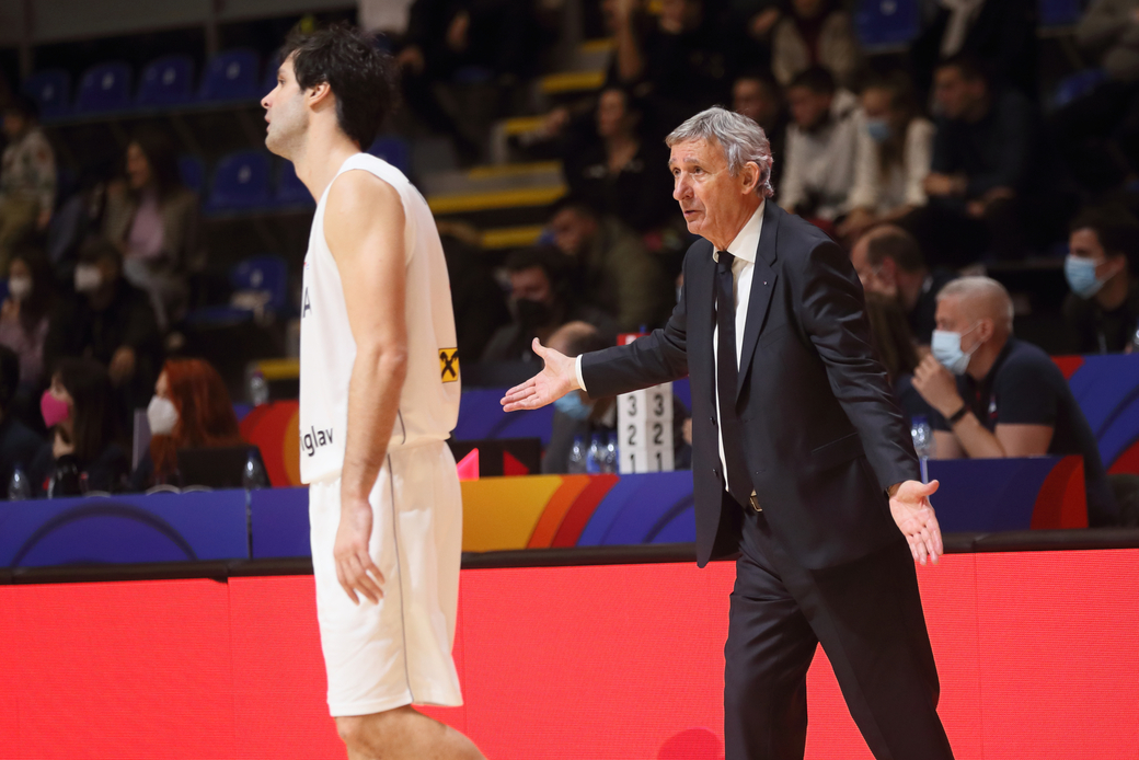 Kako se Teodosić posvađao sa Karijem Pešićem i napustio reprezentaciju: "Budim se, vidim Miloševu poruku..."