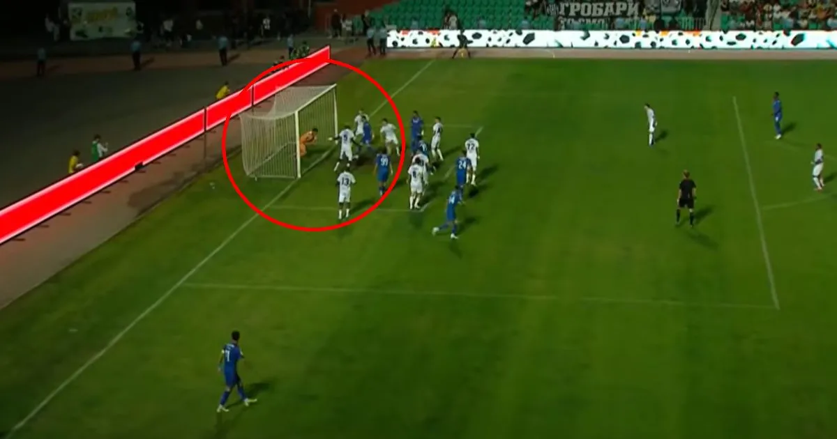 Partizan izjednačio posle najbizarnije greške, pogledajte šta je uradio golman Tobola!
