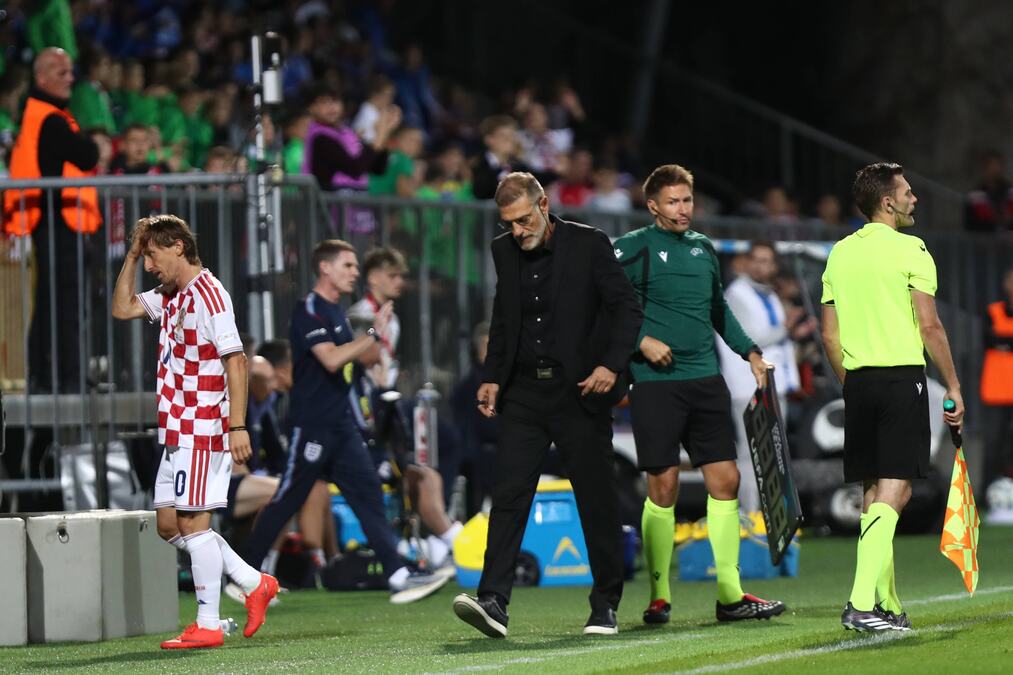 SLAVEN BILIĆ SA ČETIRI GODINE PRESTAO DA GOVORI! Šokantna priča Hrvata: Očajni roditelji vodili ga i u Beograd na VMA, a problem traje i danas!
