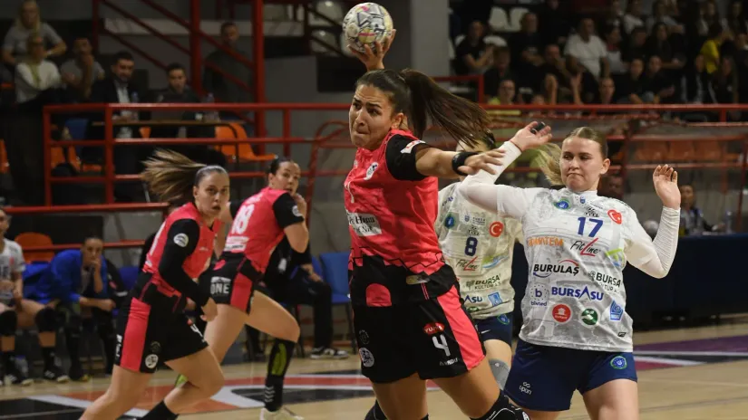 Naisi samo gol prednosti pred revanš u Turskoj