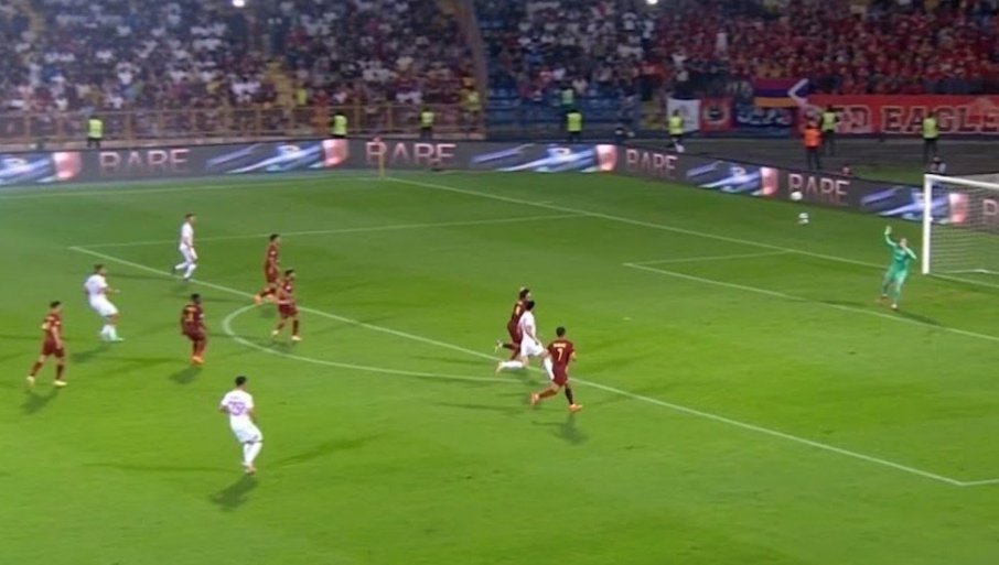 Fenomenalan gol bivšeg fudbalera Zvezde (VIDEO)