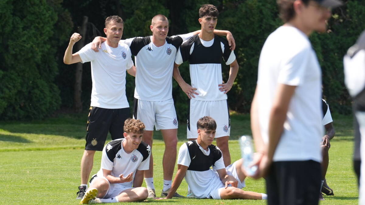 Uživo Partizan - Nefči: Nikad čudniji sastav Saše Ilića!