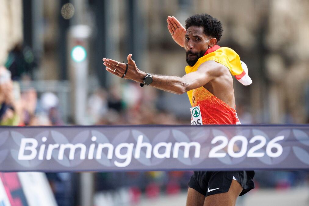 PETROSU ZLATO U MARATONU! Nemac ispisao istoriju u Birmingemu