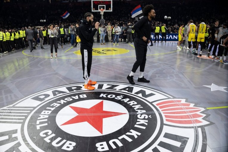 Burna reakcija grobara na odlazak Džabarija Parkera: Ovako su navijači Partizana primili tu vest