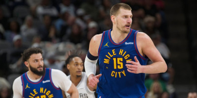 Šta radi Denver!? Oklahoma "ukrala" Jokićevog saigrača