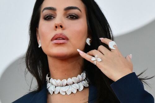 GEORGINA POVUKLA POTEZ USRED RONALDOVE DRAME! Nije napisala ni reč, ali je njena poruka ODJEKNULA!