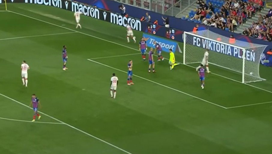 Zvezda primila gol, pa izjednačila posle tri minuta: Pogledajte pogodak kapitena crveno-belih (VIDEO)