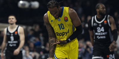 Bomba iz Tel Aviva! Prvi čovek Hapoela tvrdi: "Briset je potpisao za Partizan"