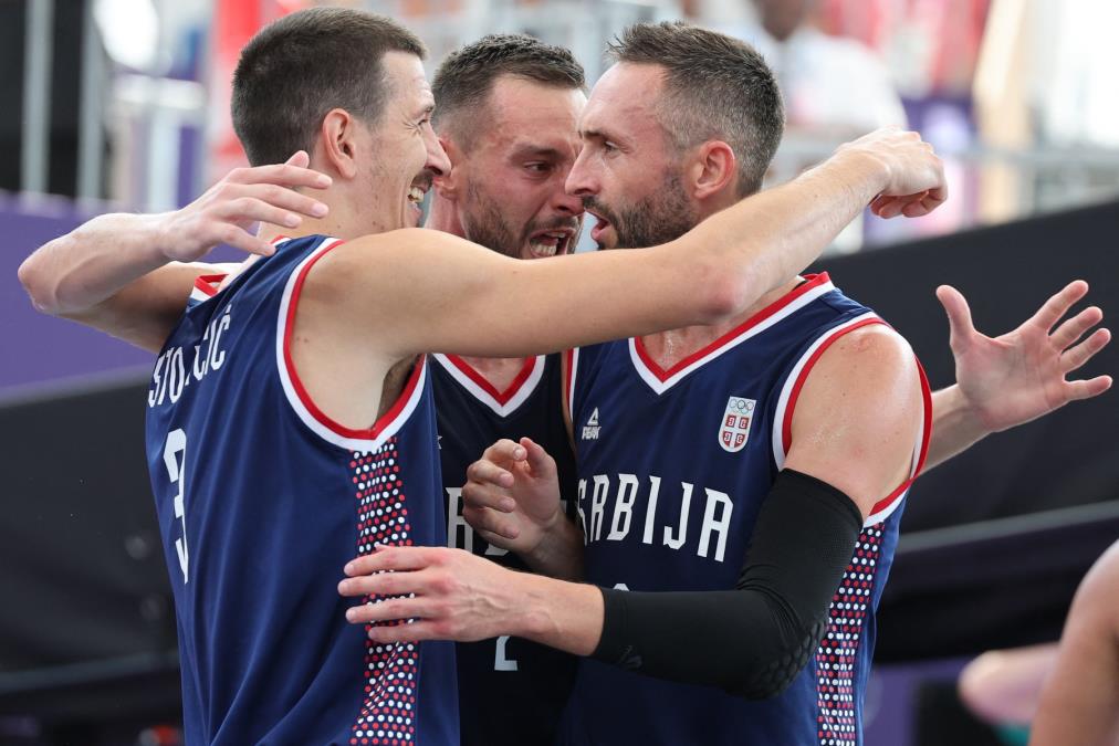 BRAVO, BRE! SRBIJA JE U POLUFINALU EVROPSKOG PRVENSTVA! Naši basketaši posle neviđene drame i produžetka srušili Litvaniju - Branković pogodio za pobedu!