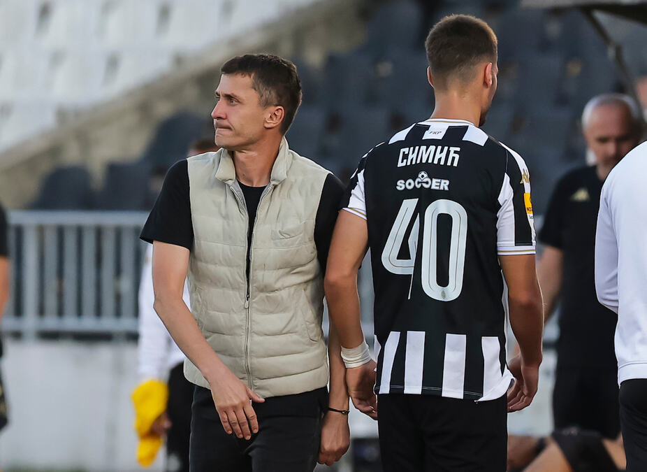 CRNO-BELI TRAŽE IZLAZ IZ KRIZE NA NEUGODNOM GOSTOVANJU U SURDULICI: Evo gde možete gledati direktan prenos meča Radnik - Partizan!