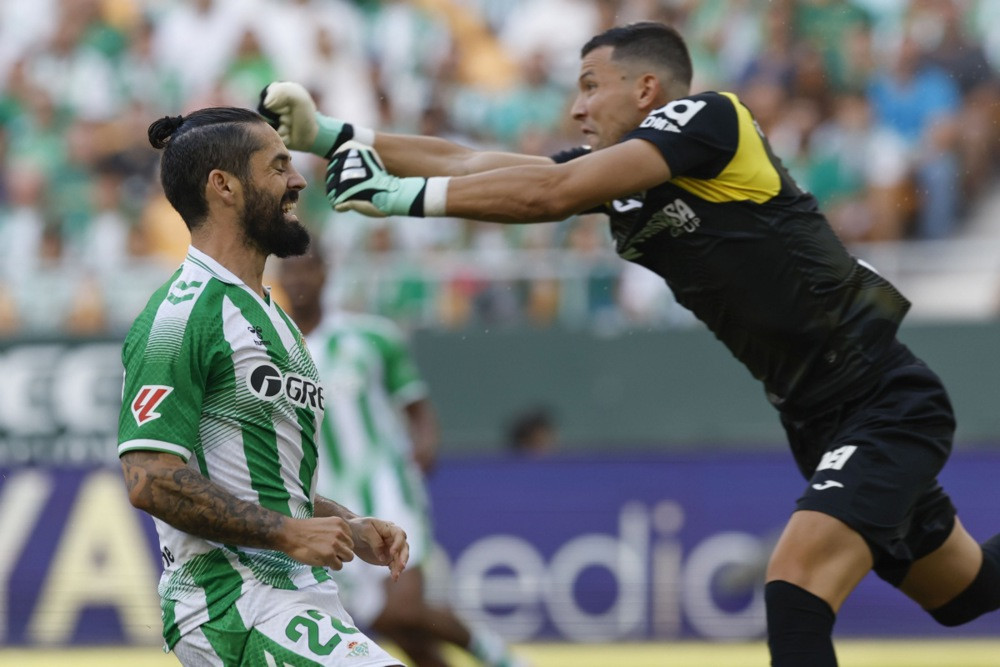 (VIDEO) Betis ređa ''minimalce'' i drži se u samom vrhu, savladan i Hetafe!