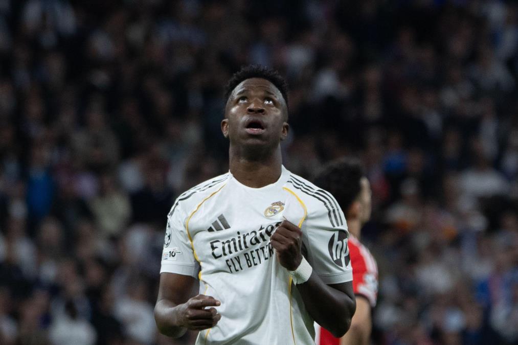 MADRID DRHTI! Vinisijus pred odlukom karijere - Real traži odgovor, a Arsenal vreba iz senke!